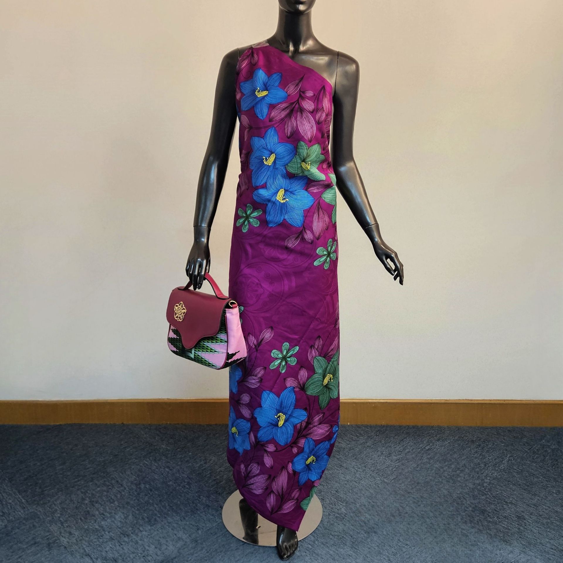 Floral Printed on Purple Blue  - Sewing Batik Fabric review and price